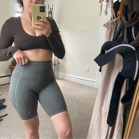 Girlfriend collective - Picture 3 of 3